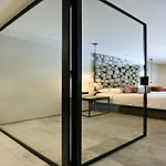 With Pool & For 12 Guests Сasa de vacaciones