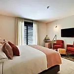 With Pool & For 12 Guests Сasa de vacaciones
